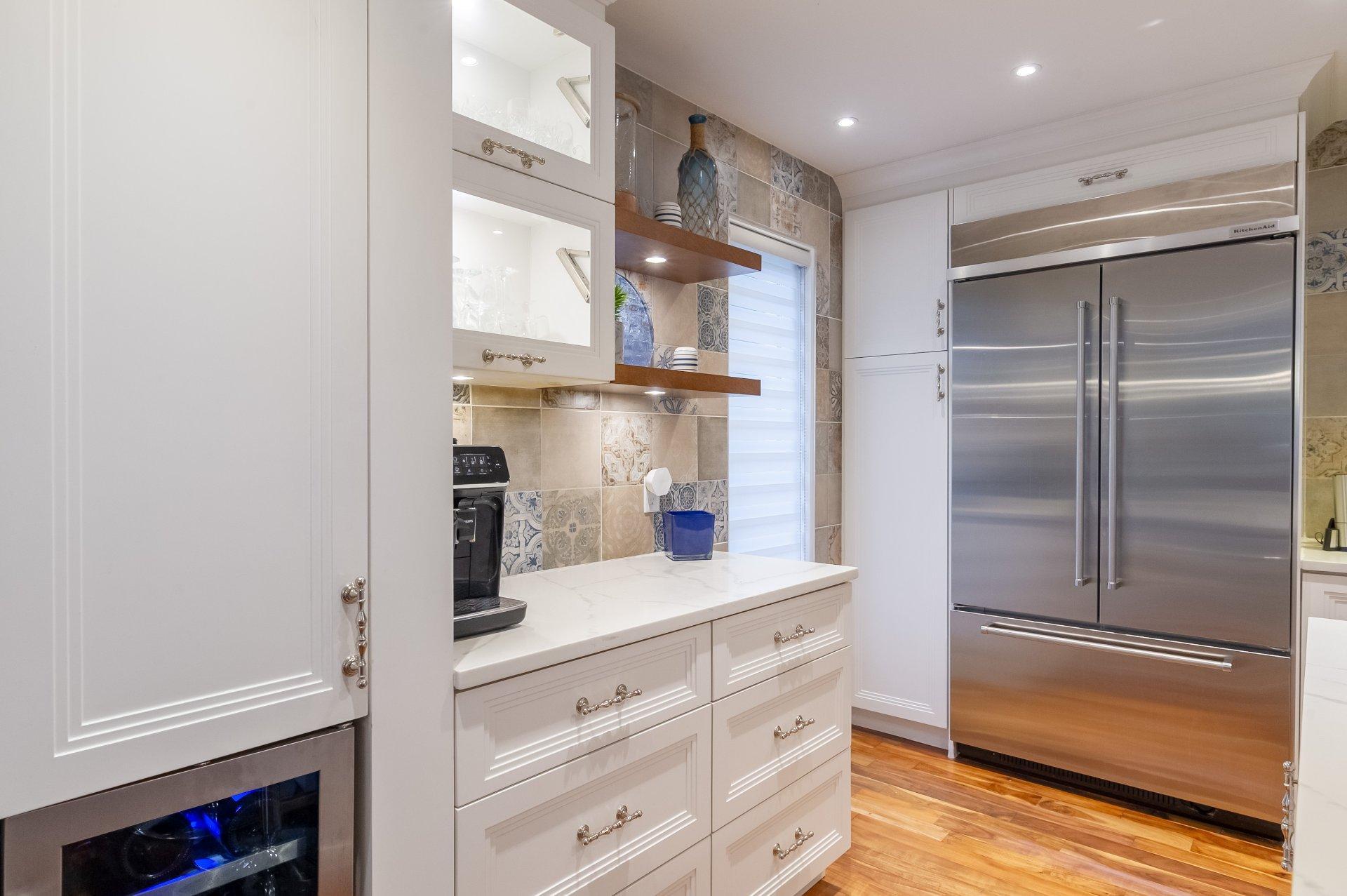 









895


Rue Ravel

,
Brossard,




QC
J4X2L3

