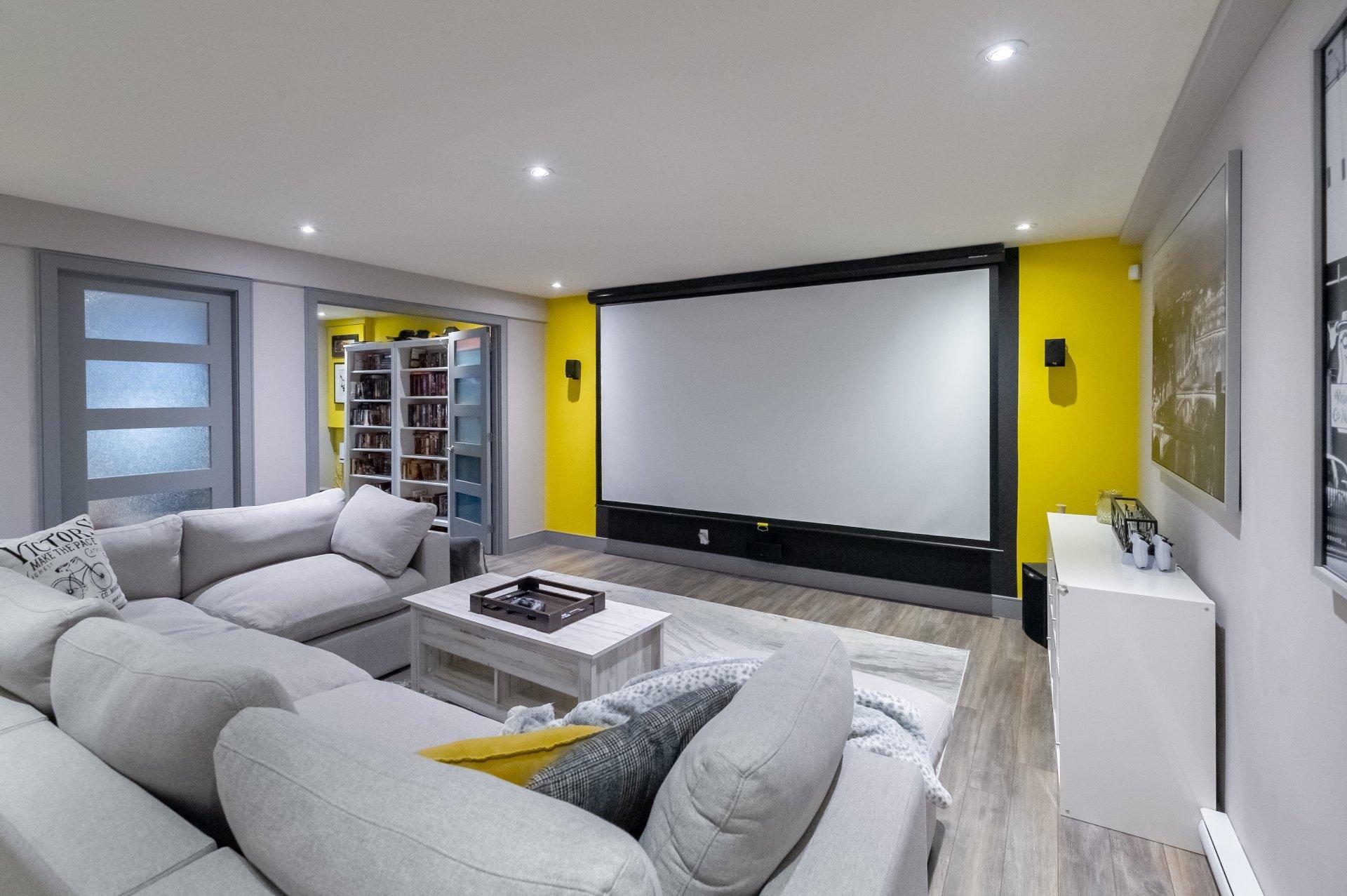 









895


Rue Ravel

,
Brossard,




QC
J4X2L3

