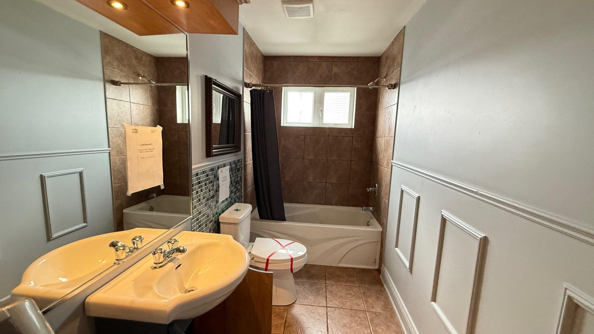 









181


Crois. Gilles-Lecourt

,
Terrebonne (Lachenaie),




QC
J6V1S4

