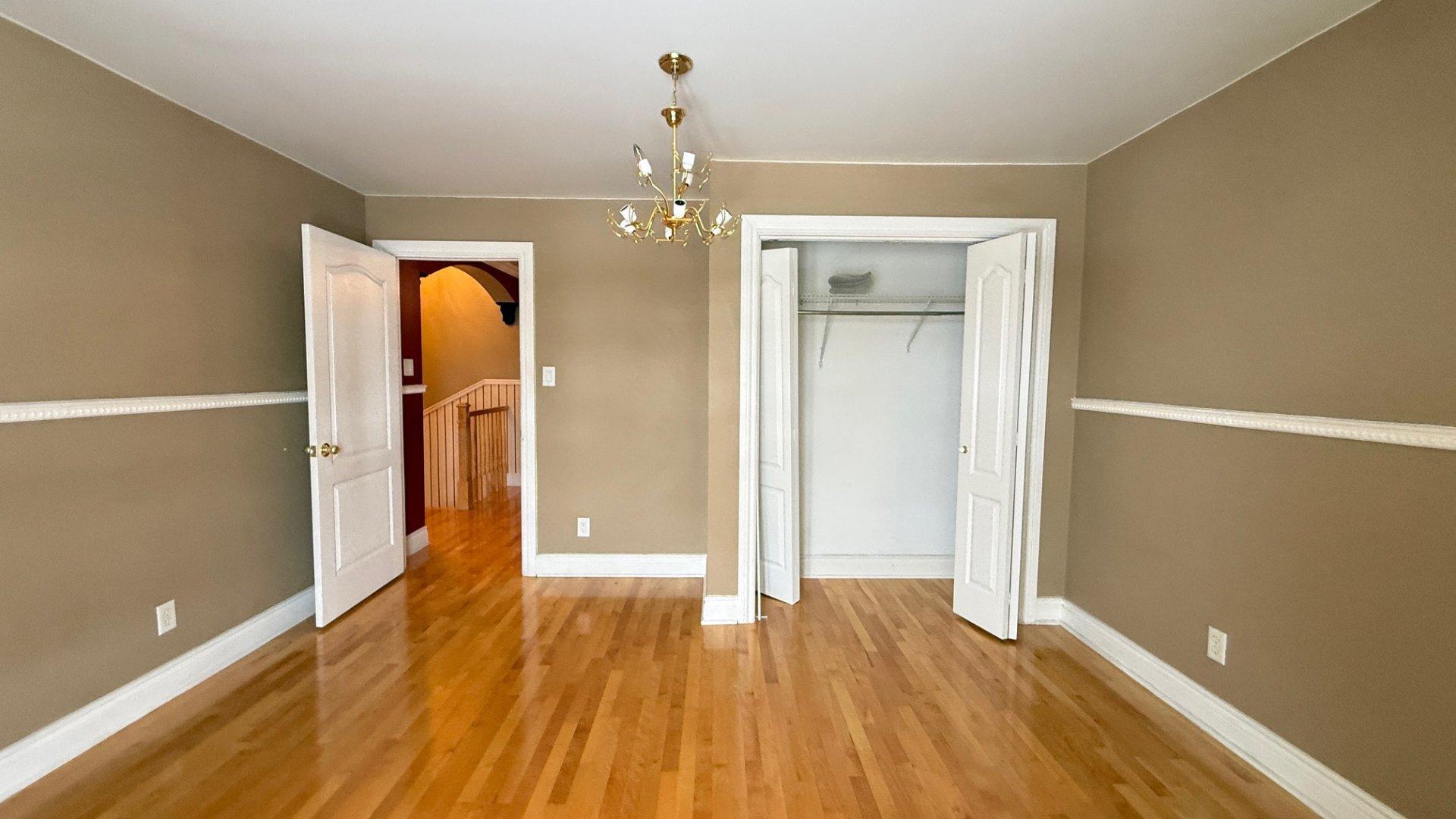 









181


Crois. Gilles-Lecourt

,
Terrebonne (Lachenaie),




QC
J6V1S4

