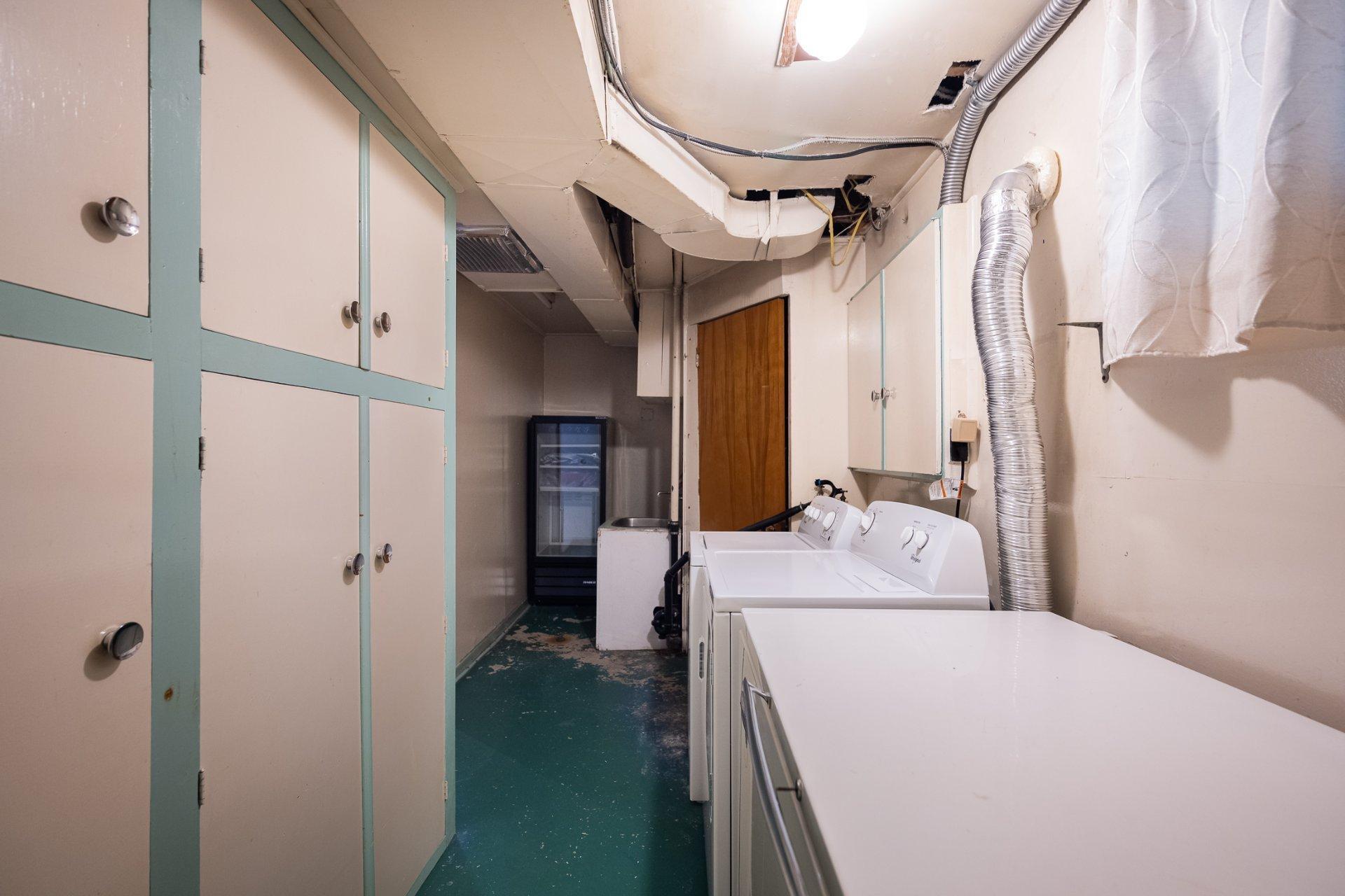 









4517


8e Rue

,
Laval (Chomedey),




QC
H7W2A3

