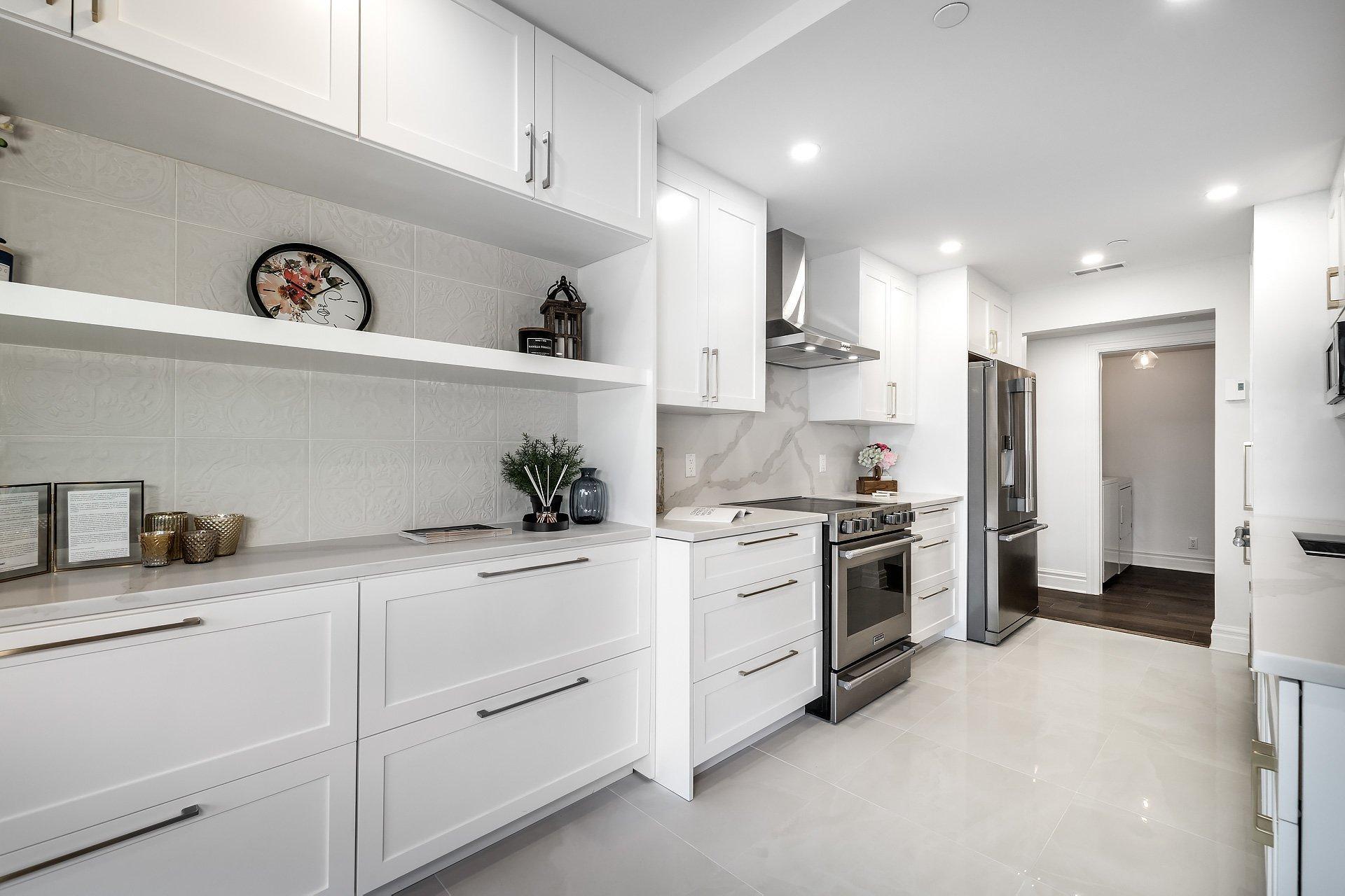 









5850


Av. Marc-Chagall

, 303,
Côte-Saint-Luc,




QC
H4M3H2

