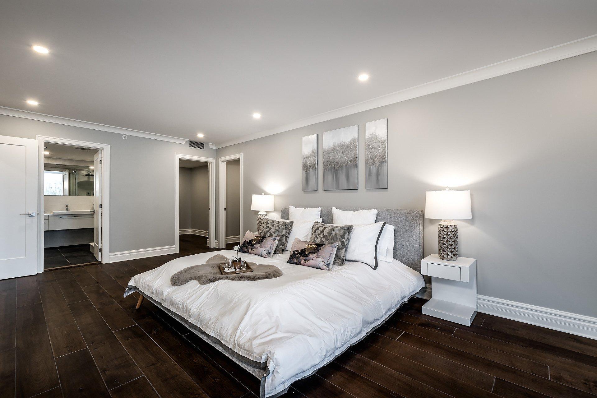 









5850


Av. Marc-Chagall

, 303,
Côte-Saint-Luc,




QC
H4M3H2

