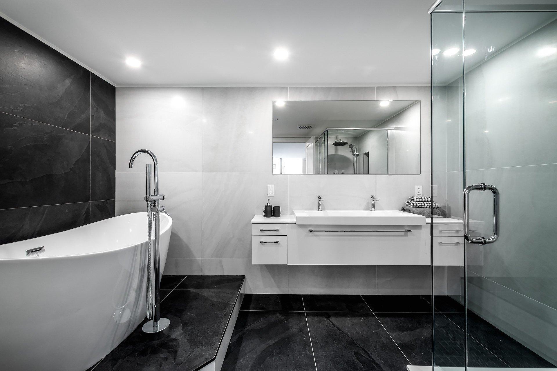 









5850


Av. Marc-Chagall

, 303,
Côte-Saint-Luc,




QC
H4M3H2

