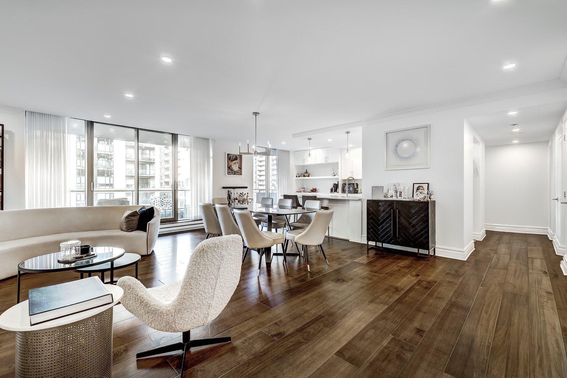 









5850


Av. Marc-Chagall

, 303,
Côte-Saint-Luc,




QC
H4M3H2

