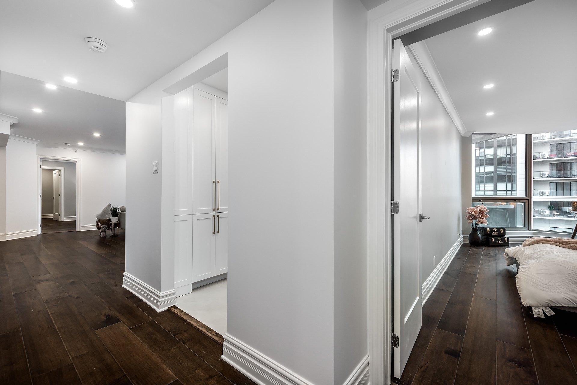 









5850


Av. Marc-Chagall

, 303,
Côte-Saint-Luc,




QC
H4M3H2

