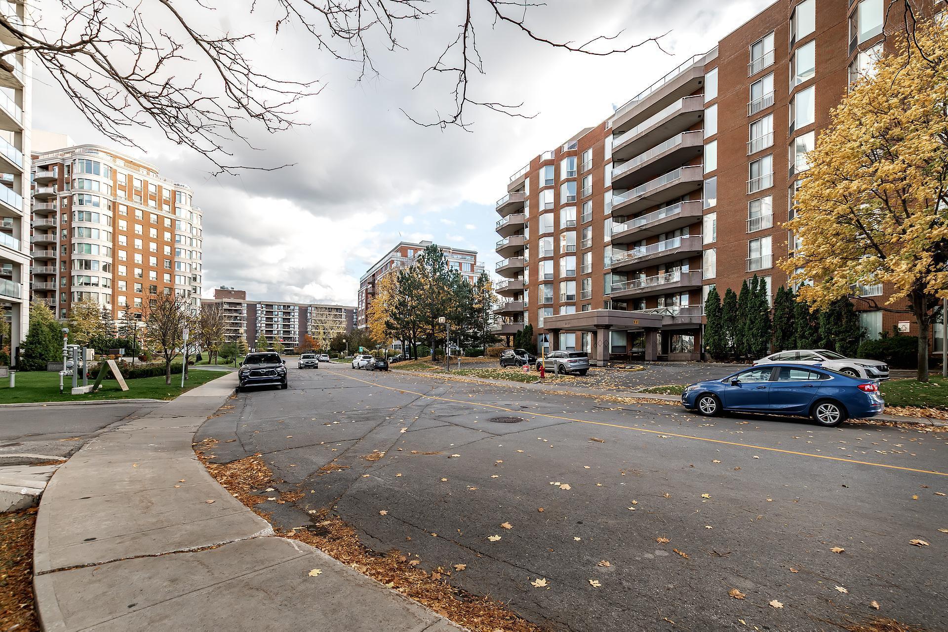 









5850


Av. Marc-Chagall

, 303,
Côte-Saint-Luc,




QC
H4M3H2

