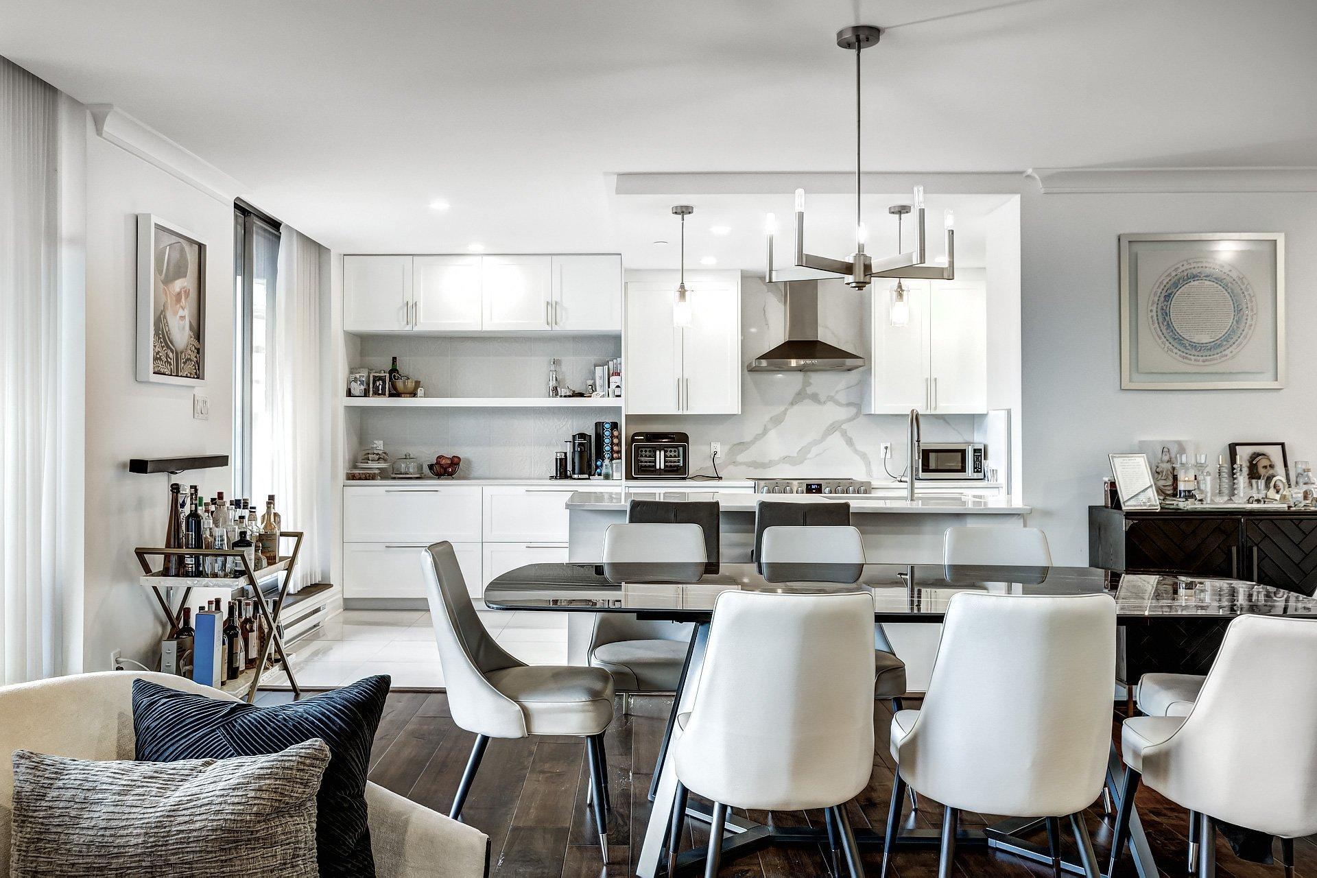 









5850


Av. Marc-Chagall

, 303,
Côte-Saint-Luc,




QC
H4M3H2

