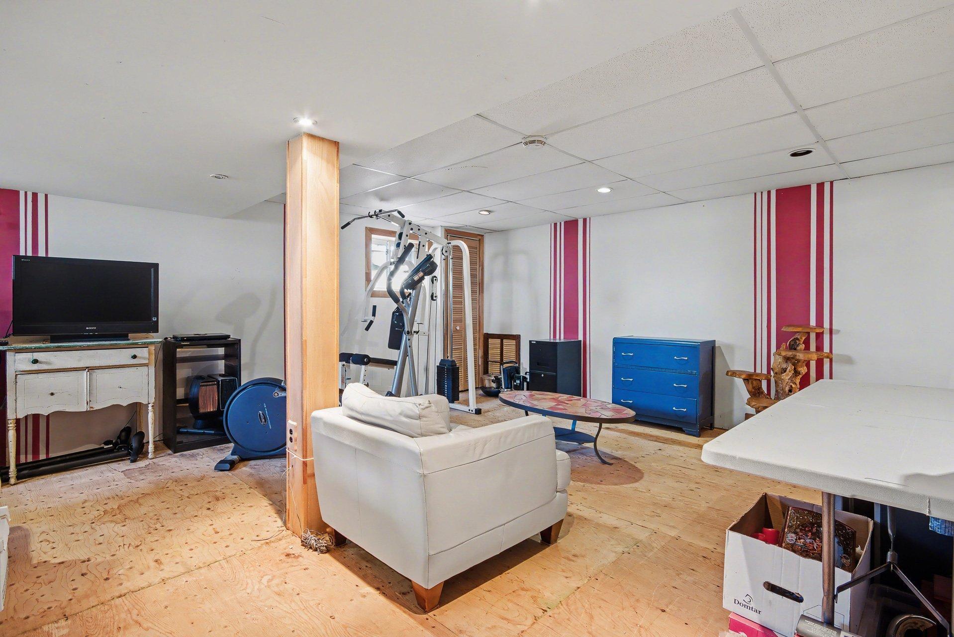 









480


Rue Brisebois

,
Saint-Jean-sur-Richelieu,




QC
J2Y0A4

