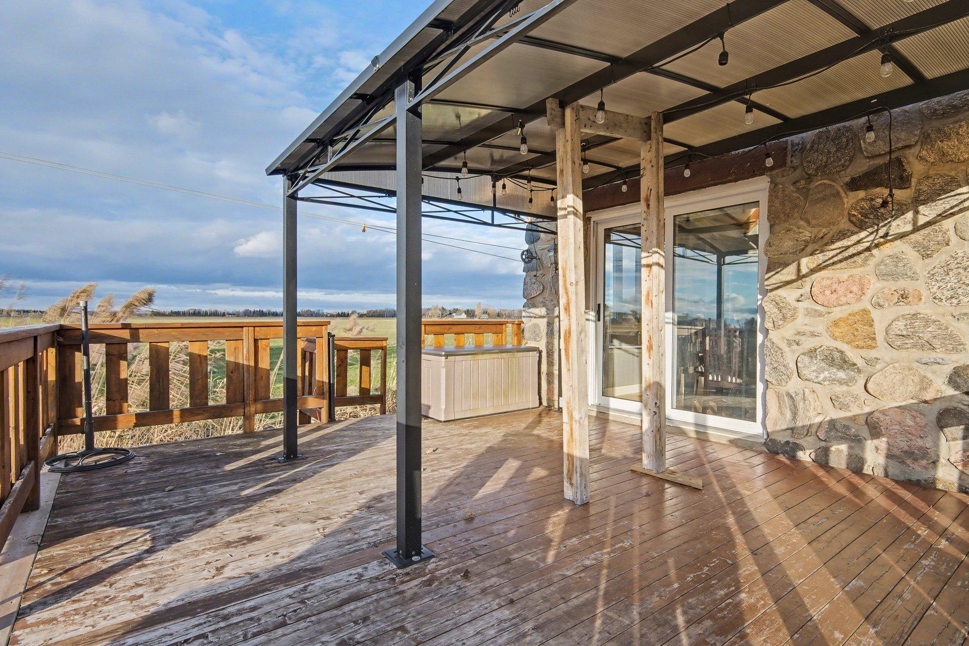 









480


Rue Brisebois

,
Saint-Jean-sur-Richelieu,




QC
J2Y0A4

