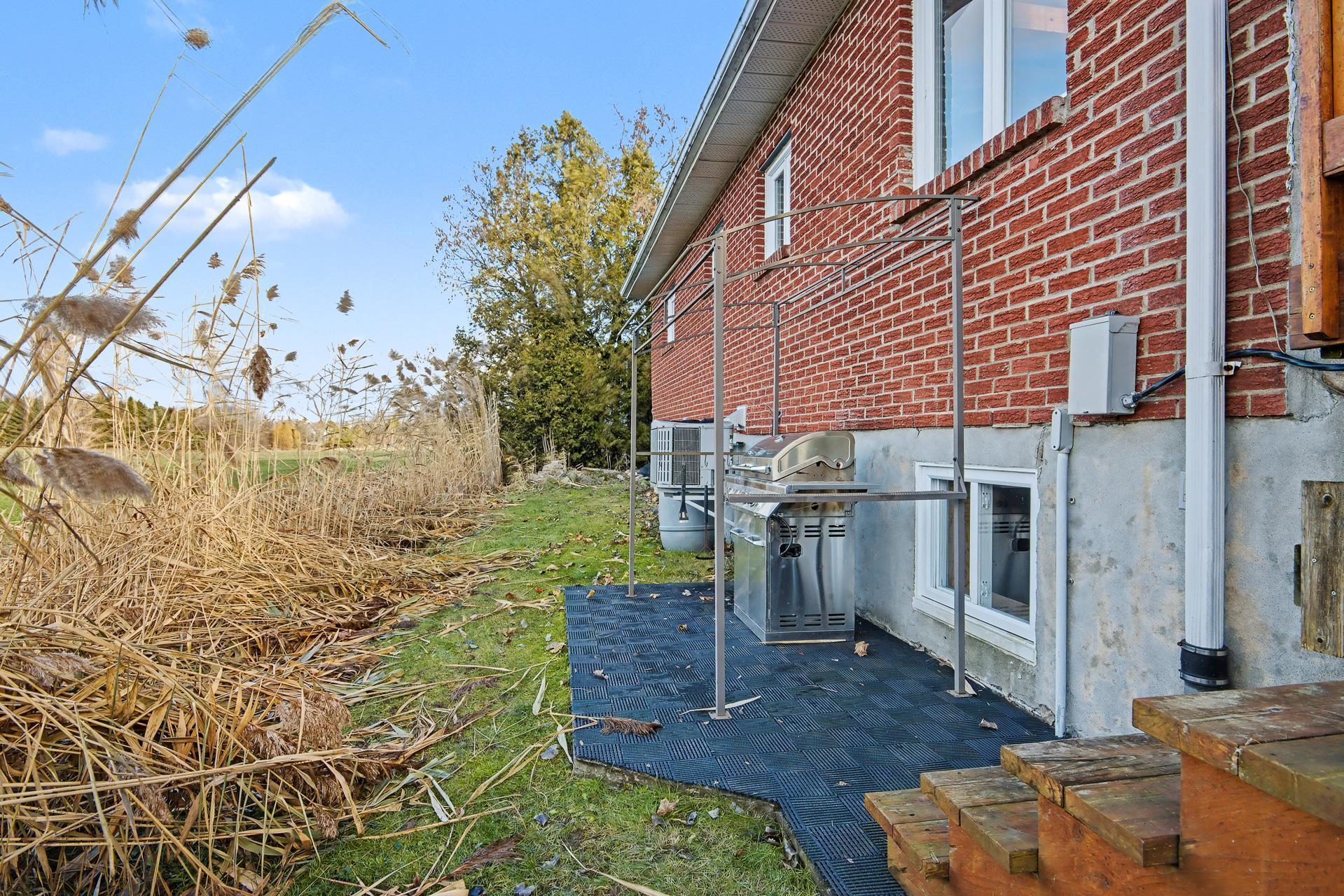 









480


Rue Brisebois

,
Saint-Jean-sur-Richelieu,




QC
J2Y0A4

