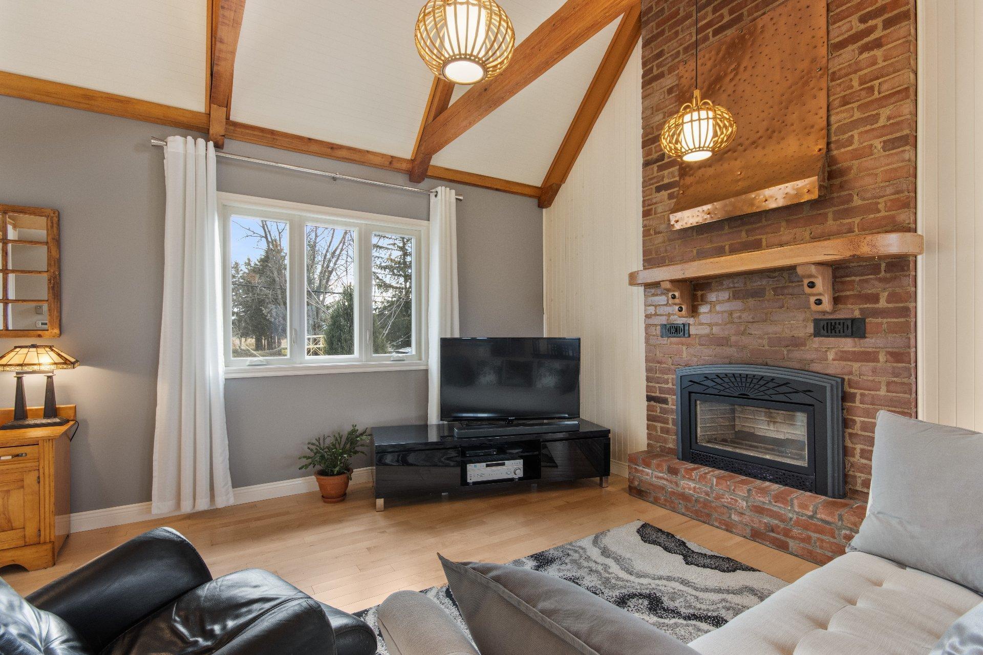 









480


Rue Brisebois

,
Saint-Jean-sur-Richelieu,




QC
J2Y0A4

