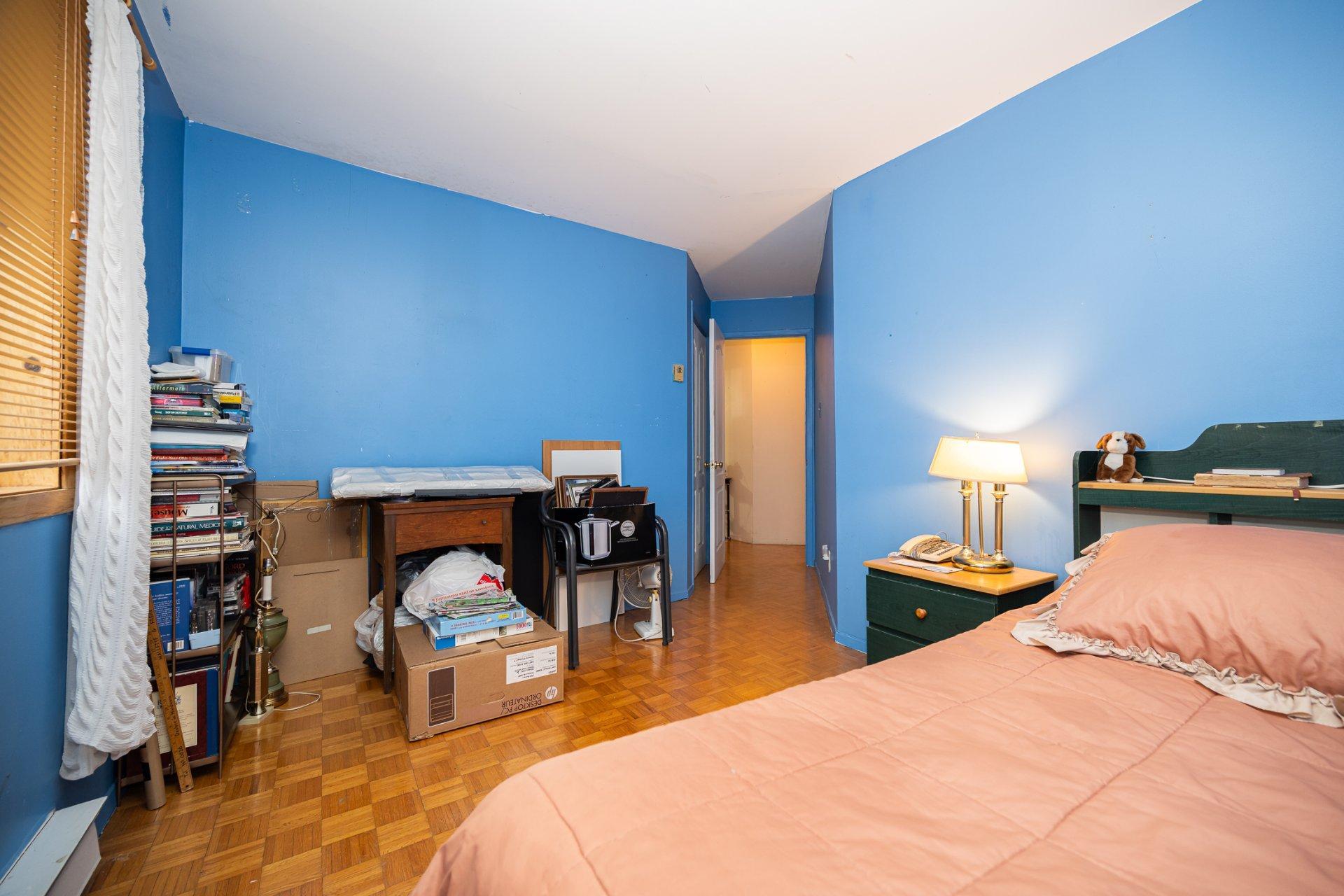 









1305


Ch. du Bord-de-l'Eau

, 3,
Laval (Sainte-Dorothée),




QC
H7X1B9

