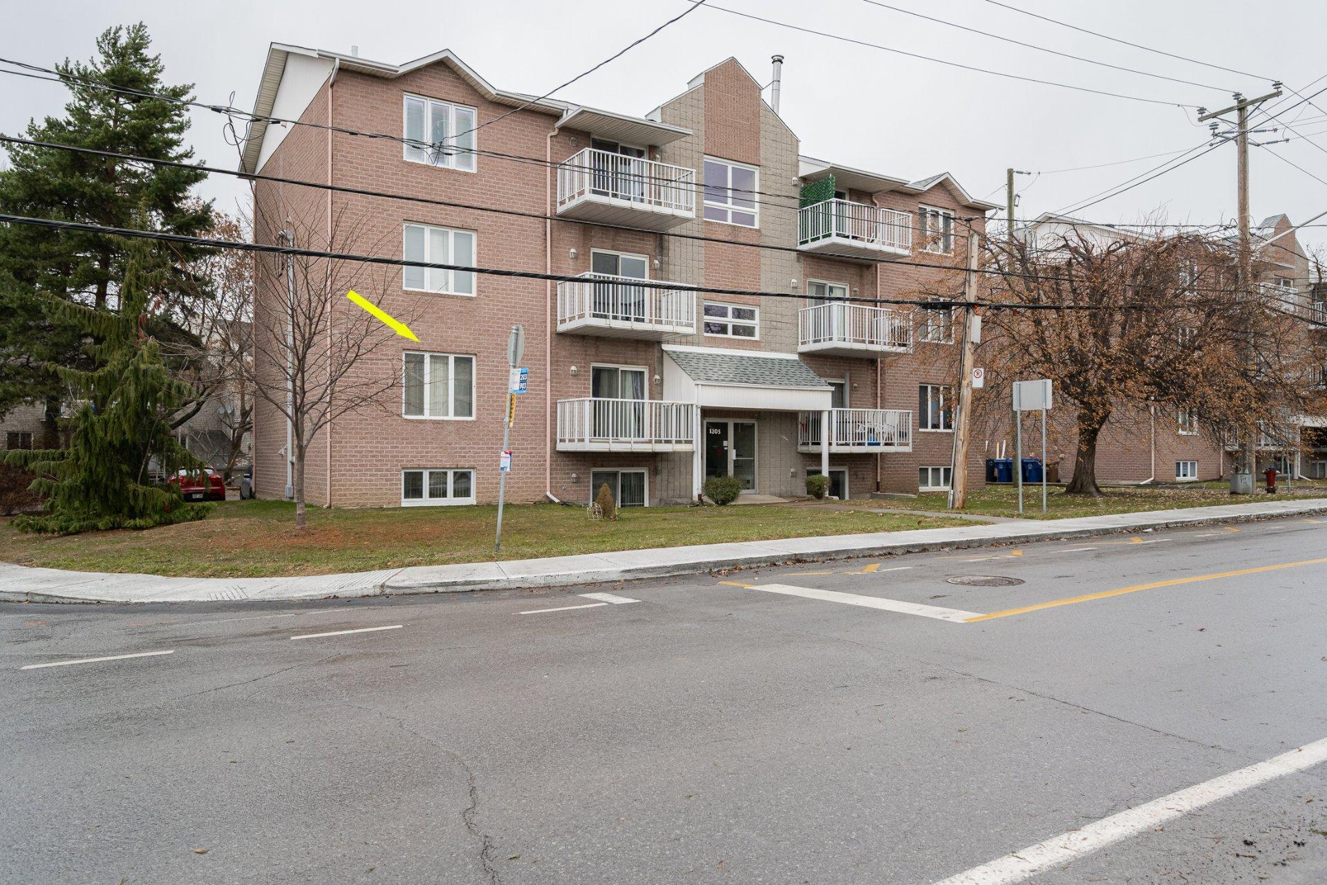 









1305


Ch. du Bord-de-l'Eau

, 3,
Laval (Sainte-Dorothée),




QC
H7X1B9

