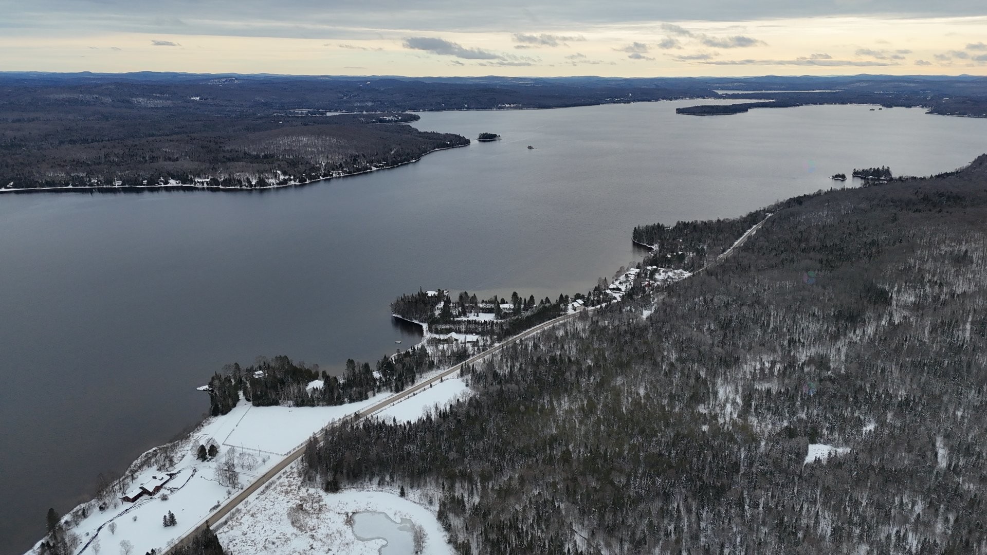 












Ch. des Chênes

,
Nominingue,







QC
J0W1R0

