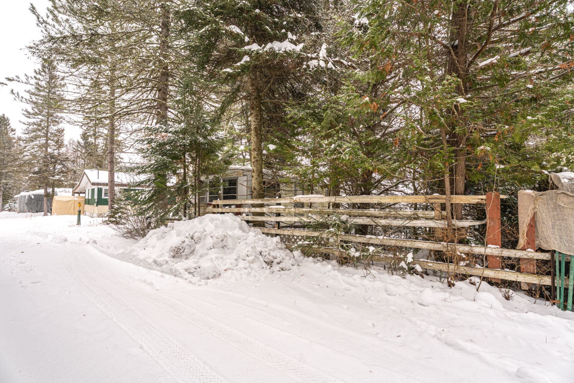 









109


Ch. des Chênes

,
Nominingue,




QC
J0W1R0

