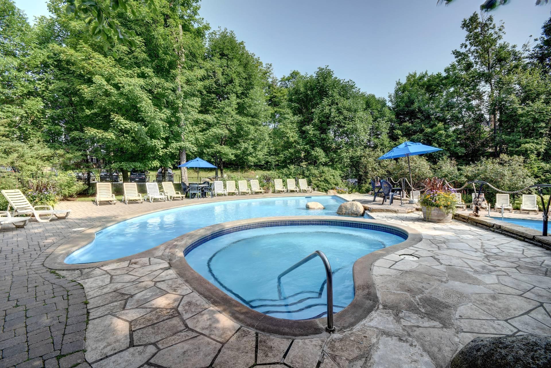 









122


Ch. des Quatre-Sommets

, 4,
Mont-Tremblant,




QC
J8E1C4

