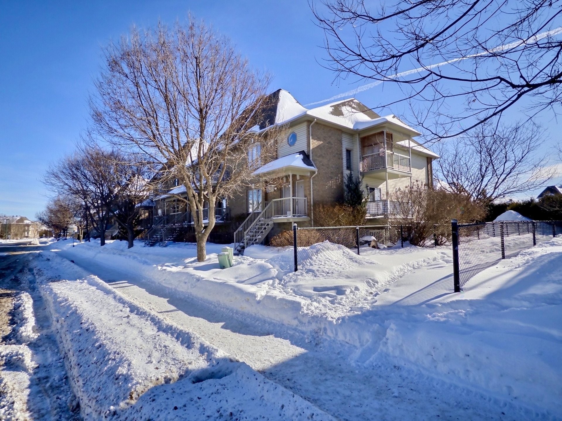 









361


Boul. des Grives

,
Gatineau (Hull),




QC
J9A0A2

