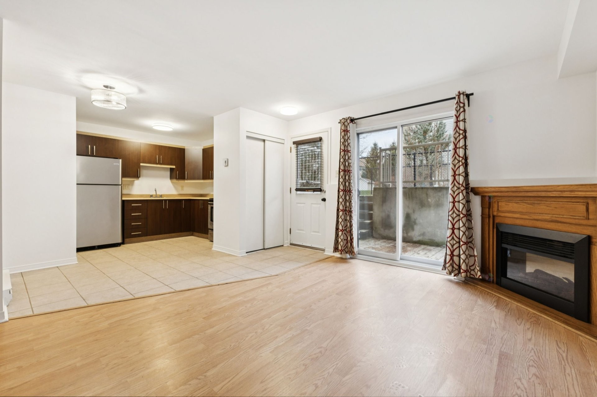 









361


Boul. des Grives

,
Gatineau (Hull),




QC
J9A0A2

