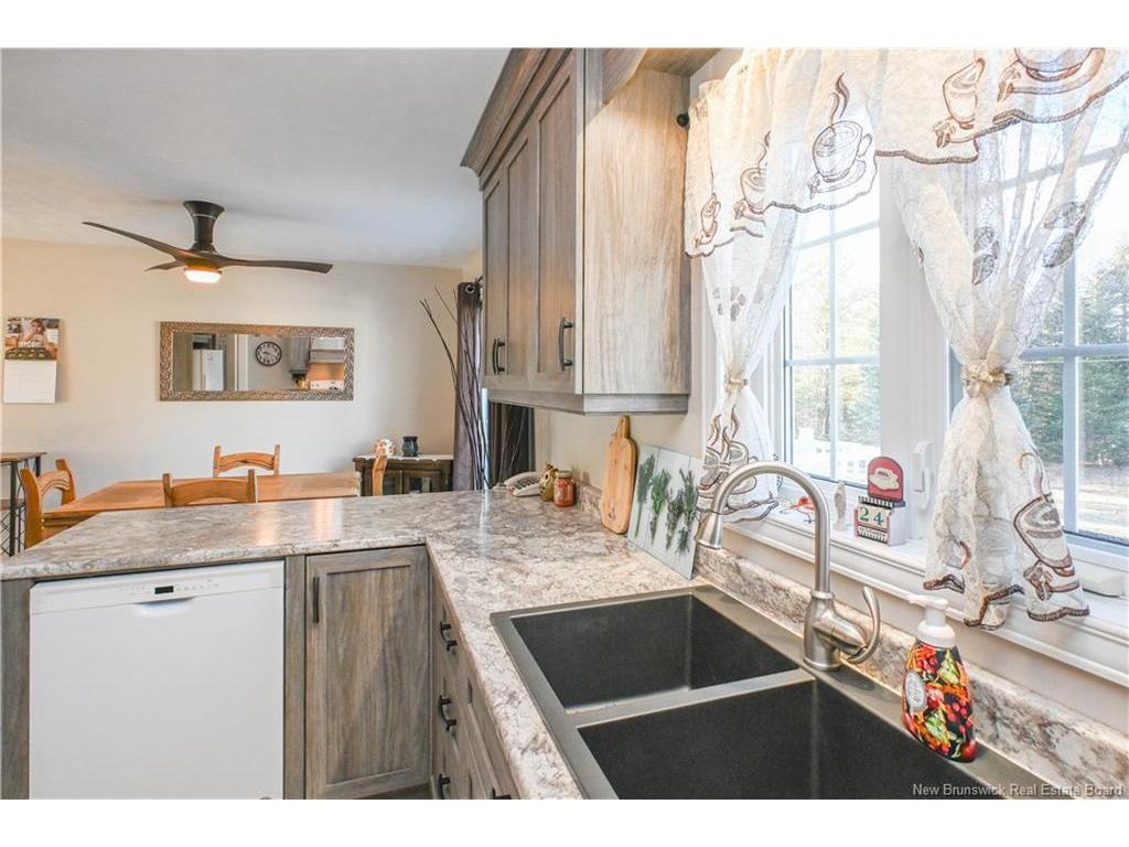 









37


rue Saint-Pierre

ST,
Rivière-À-La-Truite,




NB
E1X 3L6

