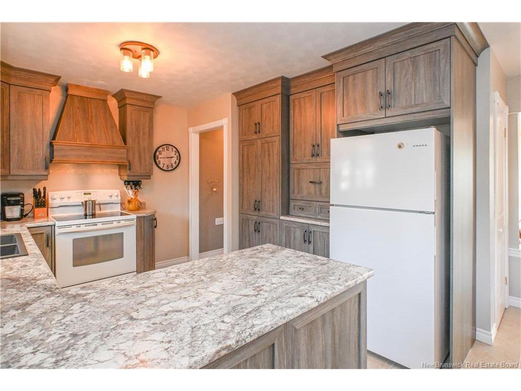 









37


rue Saint-Pierre

ST,
Rivière-À-La-Truite,




NB
E1X 3L6

