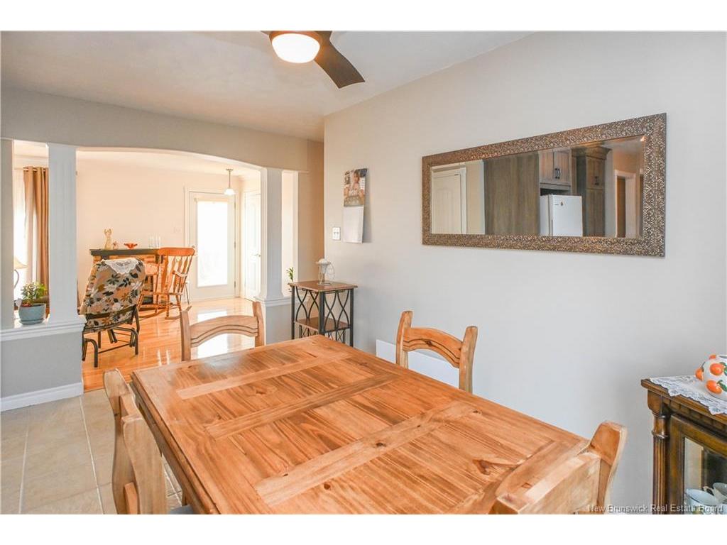 









37


rue Saint-Pierre

ST,
Rivière-À-La-Truite,




NB
E1X 3L6

