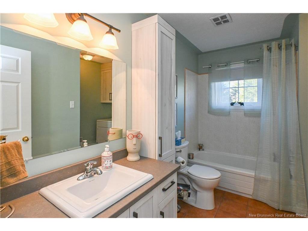 









37


rue Saint-Pierre

ST,
Rivière-À-La-Truite,




NB
E1X 3L6

