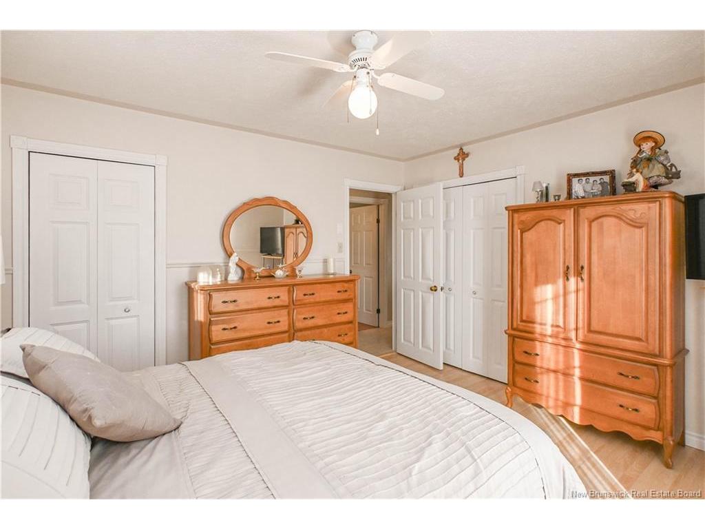 









37


rue Saint-Pierre

ST,
Rivière-À-La-Truite,




NB
E1X 3L6

