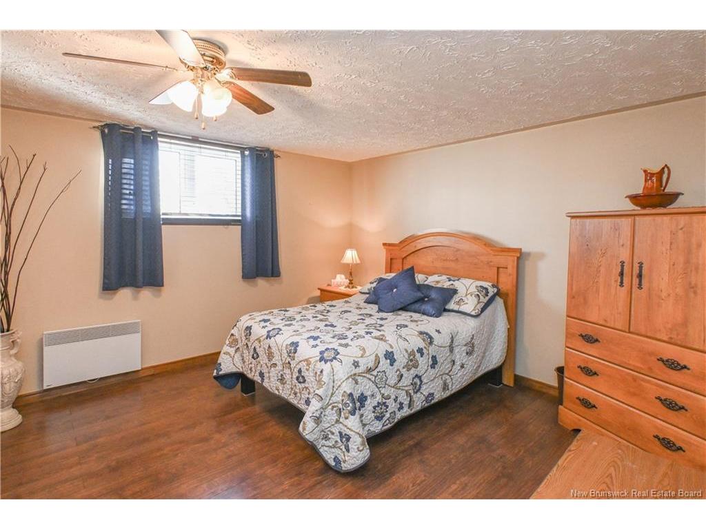 









37


rue Saint-Pierre

ST,
Rivière-À-La-Truite,




NB
E1X 3L6

