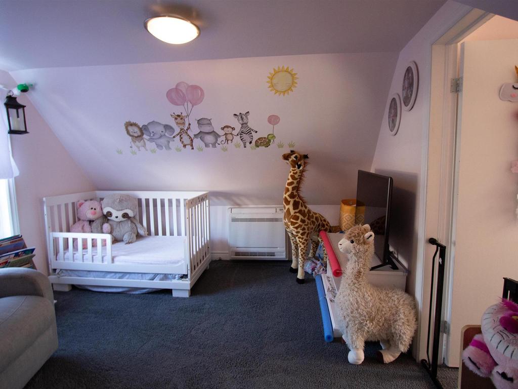 












77 Russell Street

,
Summerside,




PE
C1N 5H7

