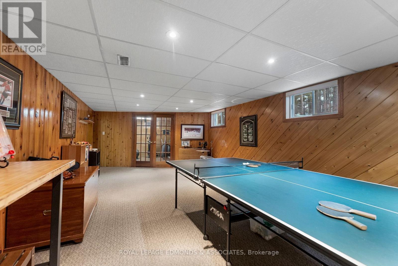 












40925 HIGHWAY 41

,
Laurentian Valley,




Ontario
K8A6W5

