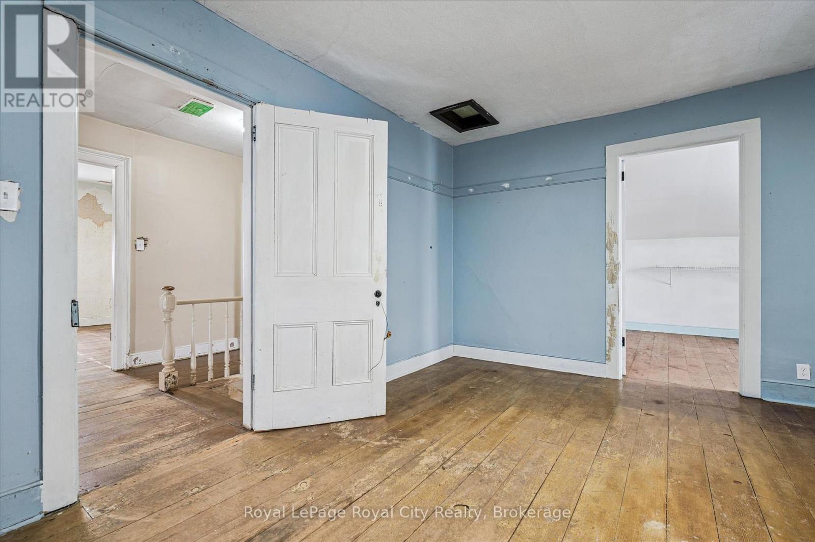 












5877 HIGHWAY 6 ROAD N

,
Centre Wellington,




Ontario
N1H6J2

