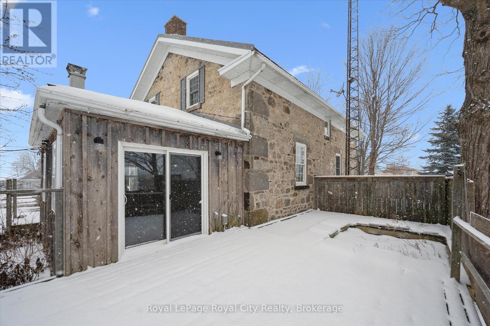 












5877 HIGHWAY 6 ROAD N

,
Centre Wellington,




Ontario
N1H6J2

