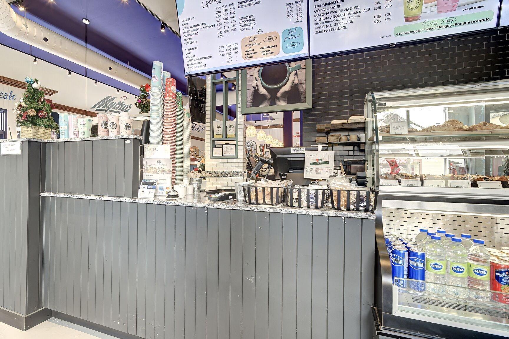 









105F


Av. Guindon

,
Saint-Sauveur,




QC
J0R1R6

