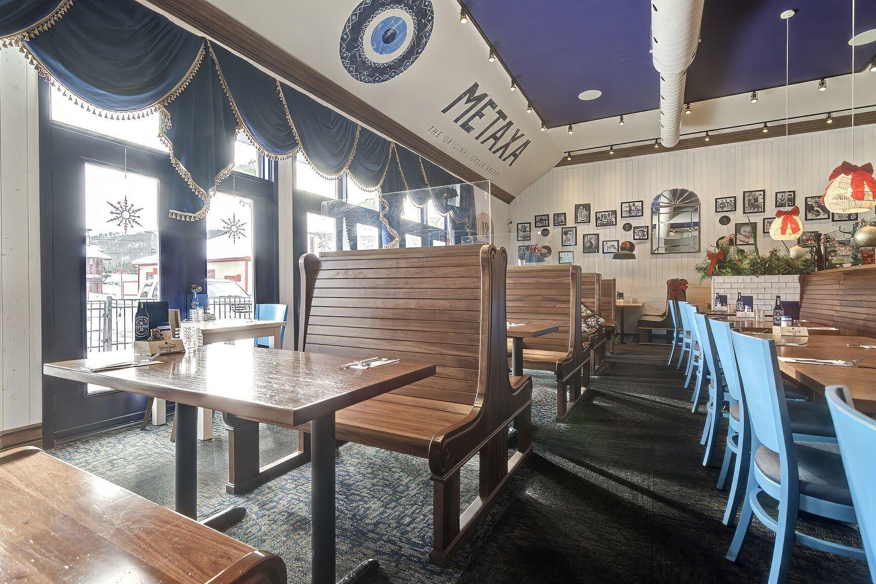 









105F


Av. Guindon

,
Saint-Sauveur,




QC
J0R1R6

