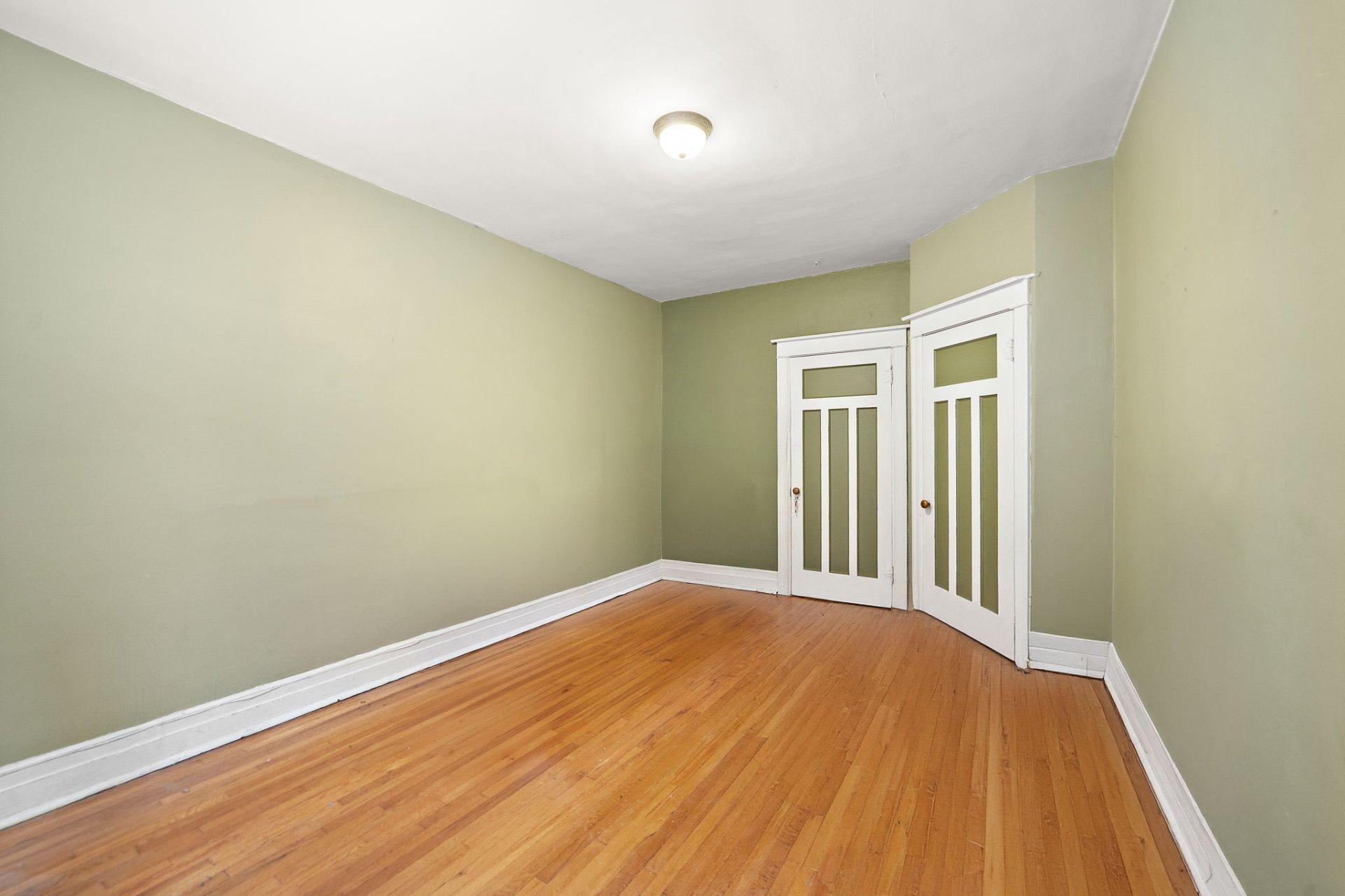 









1210


Boul. Graham

,
Mont-Royal,




QC
H3P2G4

