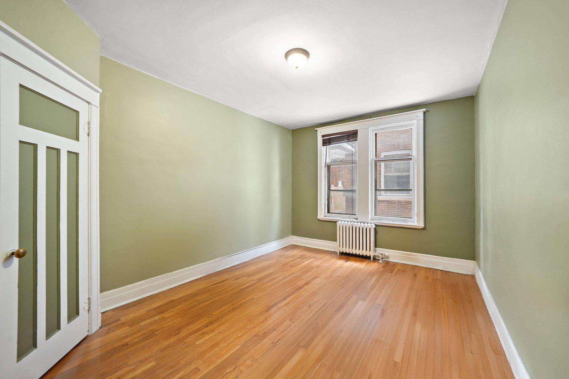 









1210


Boul. Graham

,
Mont-Royal,




QC
H3P2G4

