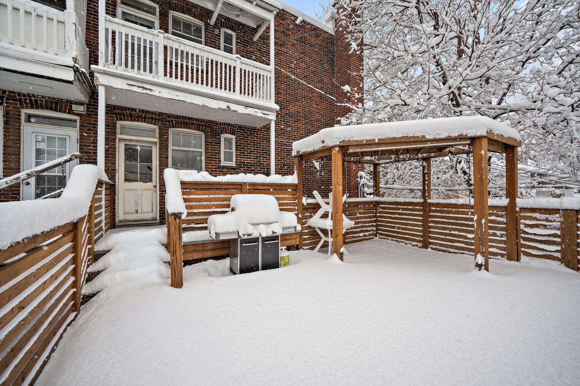 









1210


Boul. Graham

,
Mont-Royal,




QC
H3P2G4

