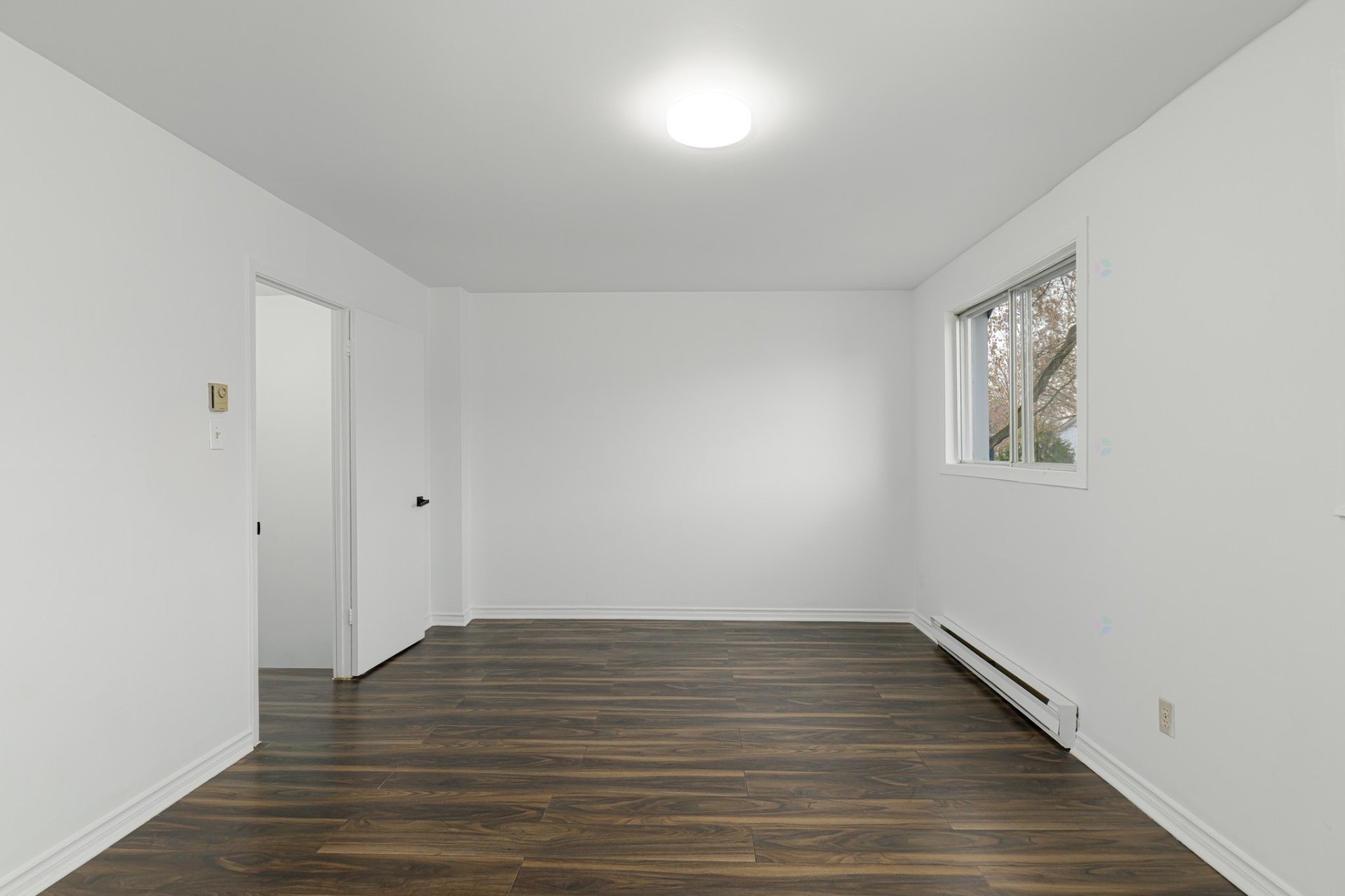 









4958


Rue Lake

,
Dollard-des-Ormeaux,




QC
H9G1G8

