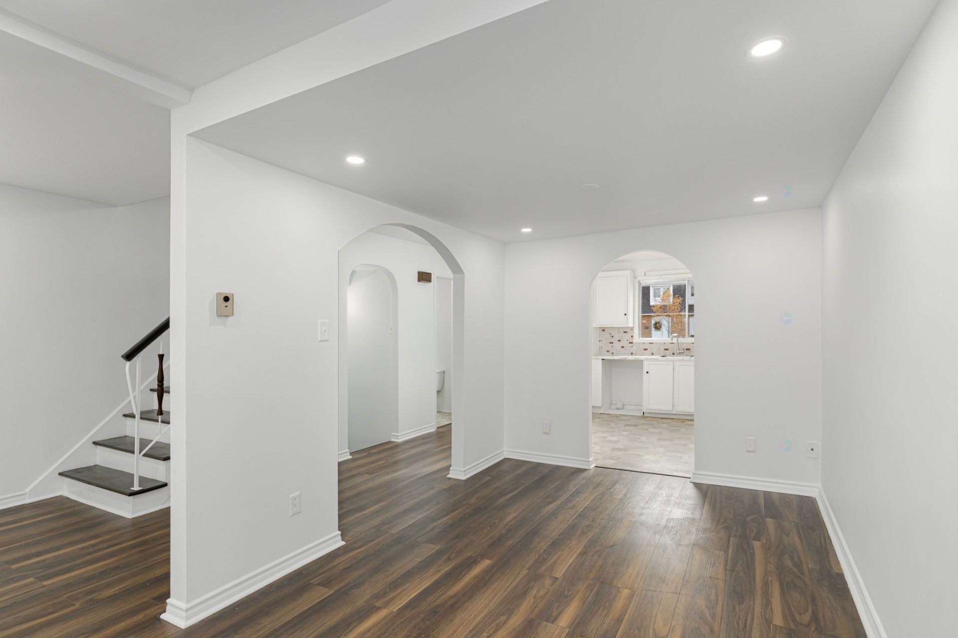 









4958


Rue Lake

,
Dollard-des-Ormeaux,




QC
H9G1G8

