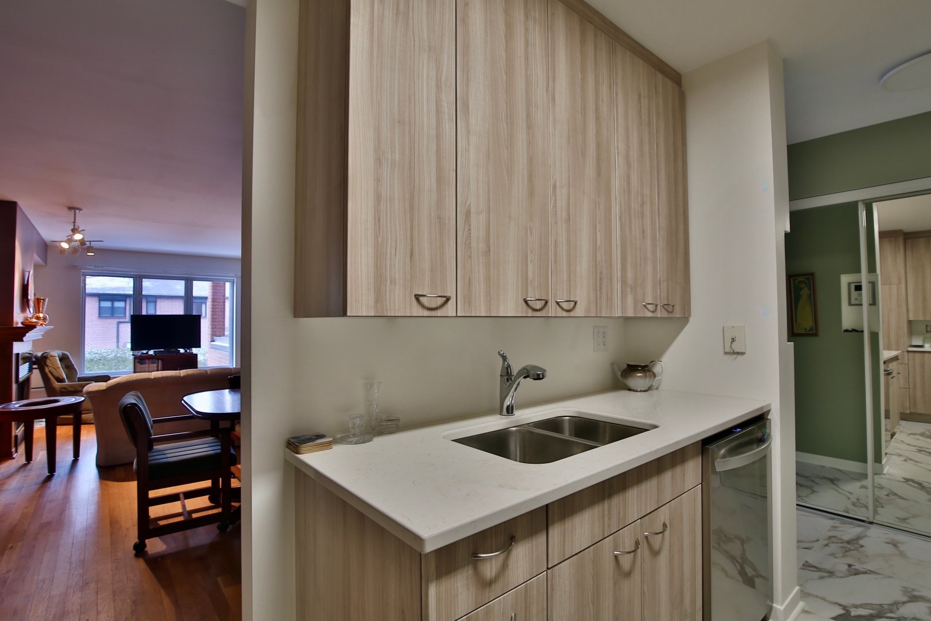 









1645


Rue Gauthier

, 22,
Saint-Bruno-de-Montarville,




QC
J3V5Y4

