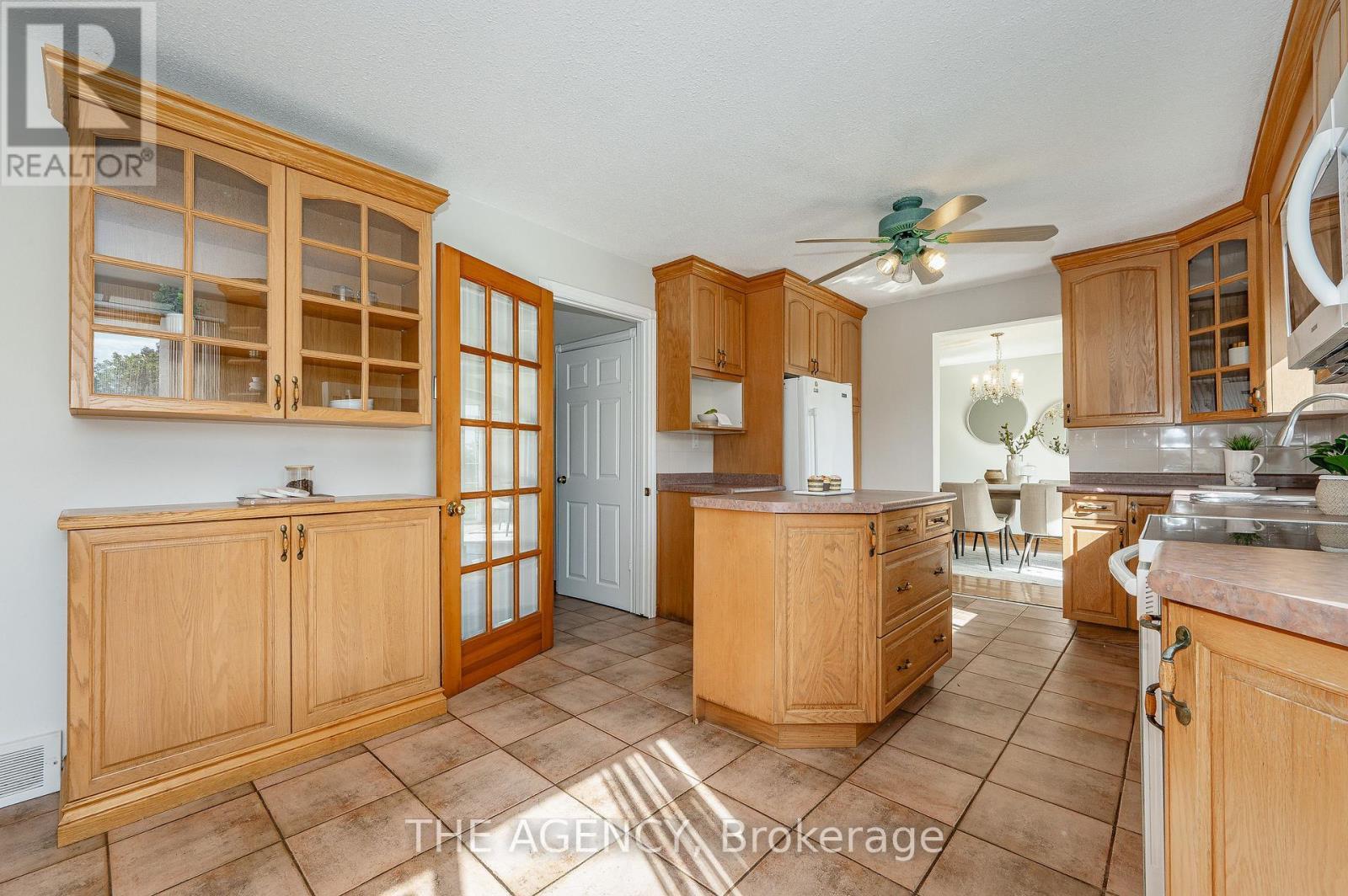 












631 FOUR MILE CREEK ROAD

,
Niagara-on-the-Lake,




Ontario
L0S1J0

