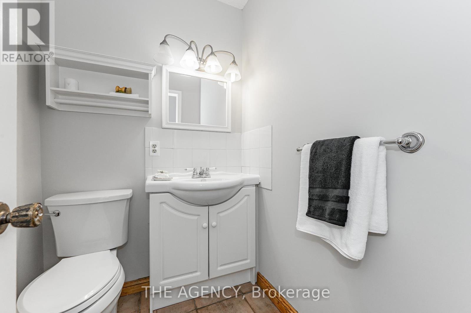 












631 FOUR MILE CREEK ROAD

,
Niagara-on-the-Lake,




Ontario
L0S1J0

