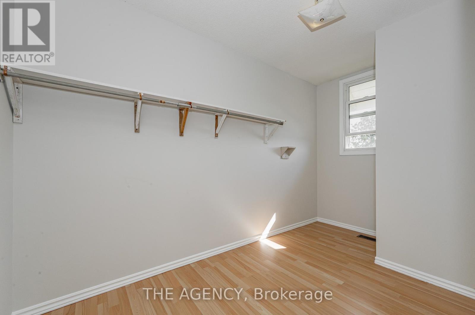 












631 FOUR MILE CREEK ROAD

,
Niagara-on-the-Lake,




Ontario
L0S1J0

