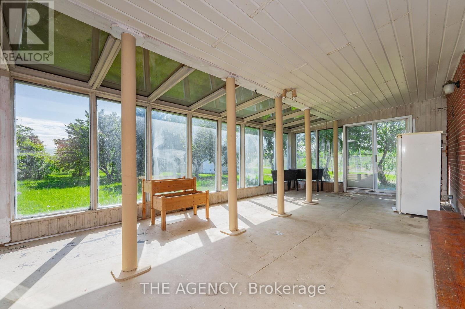 












631 FOUR MILE CREEK ROAD

,
Niagara-on-the-Lake,




Ontario
L0S1J0

