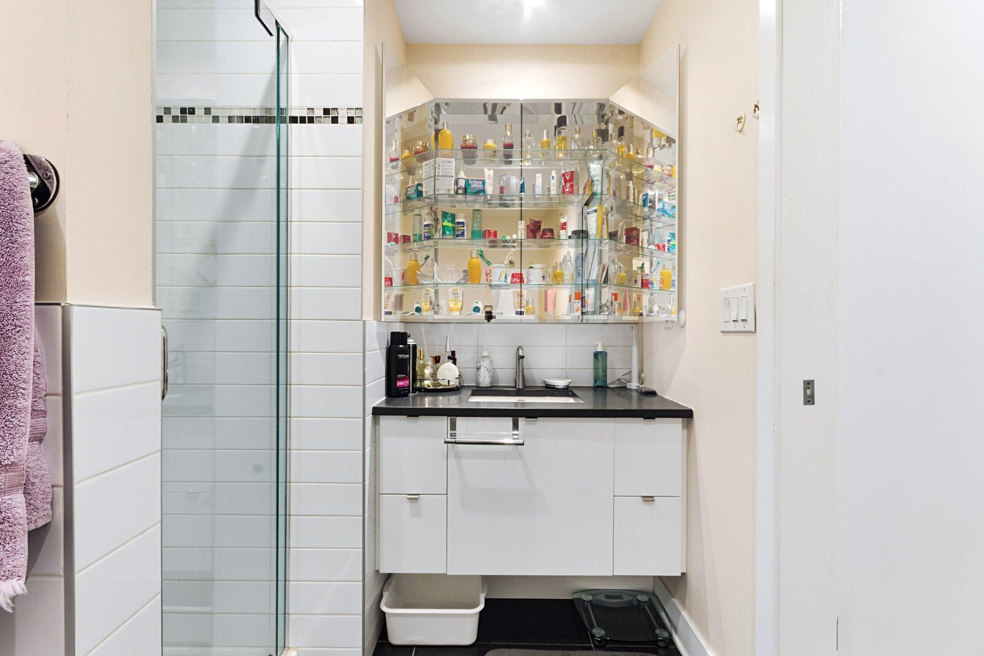 









7317


Av. Victoria

, 207,
Montréal (Côte-des-Neiges/Notre-Dame-de-Grâce),




QC
H4P0A3

