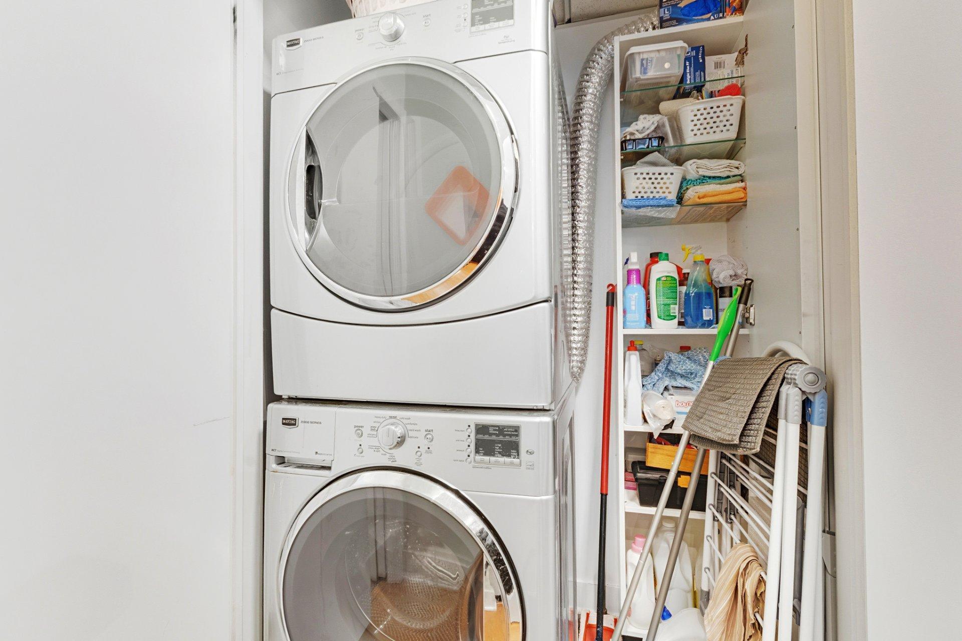 









7317


Av. Victoria

, 207,
Montréal (Côte-des-Neiges/Notre-Dame-de-Grâce),




QC
H4P0A3

