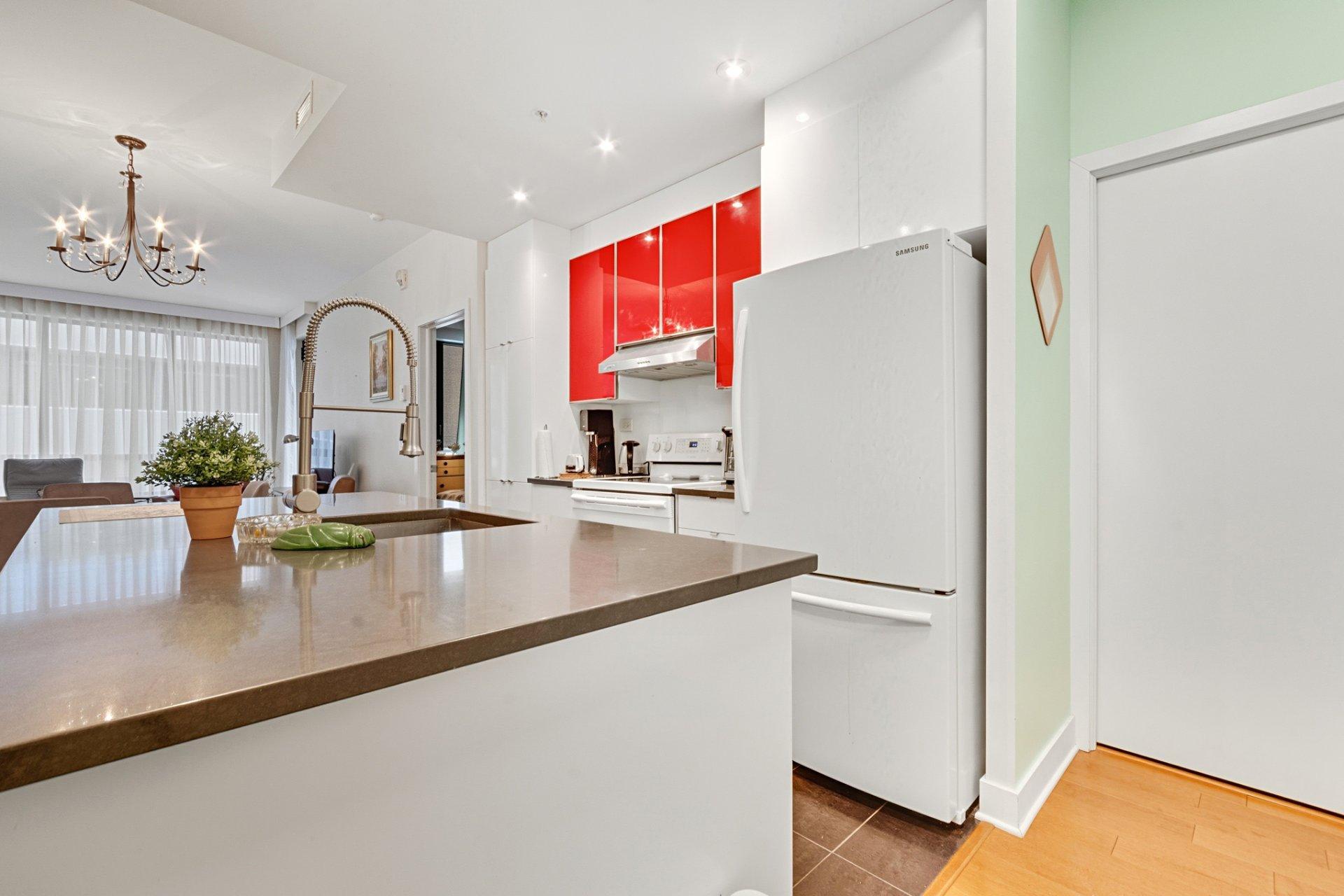 









7317


Av. Victoria

, 207,
Montréal (Côte-des-Neiges/Notre-Dame-de-Grâce),




QC
H4P0A3

