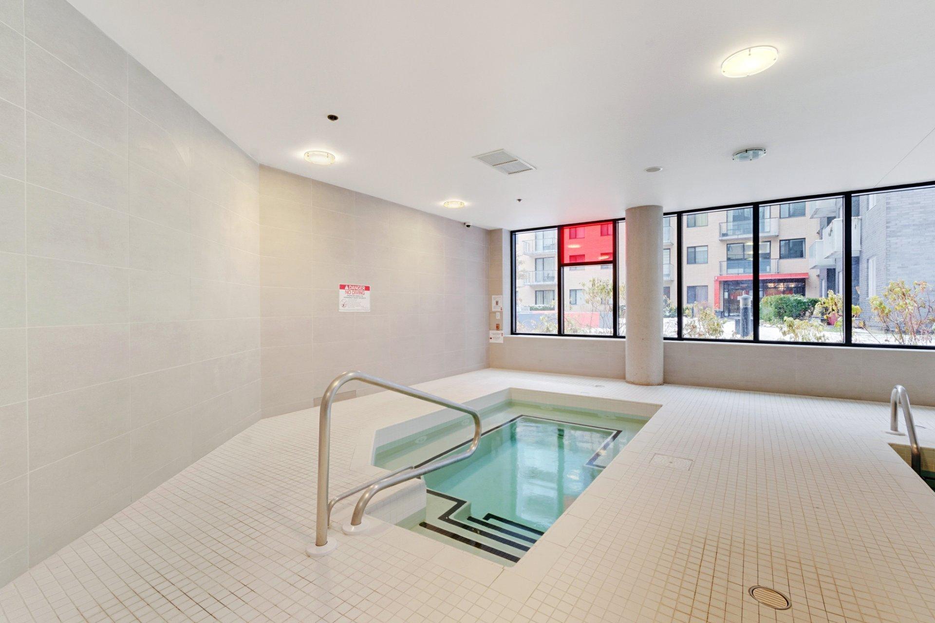 









7317


Av. Victoria

, 207,
Montréal (Côte-des-Neiges/Notre-Dame-de-Grâce),




QC
H4P0A3

