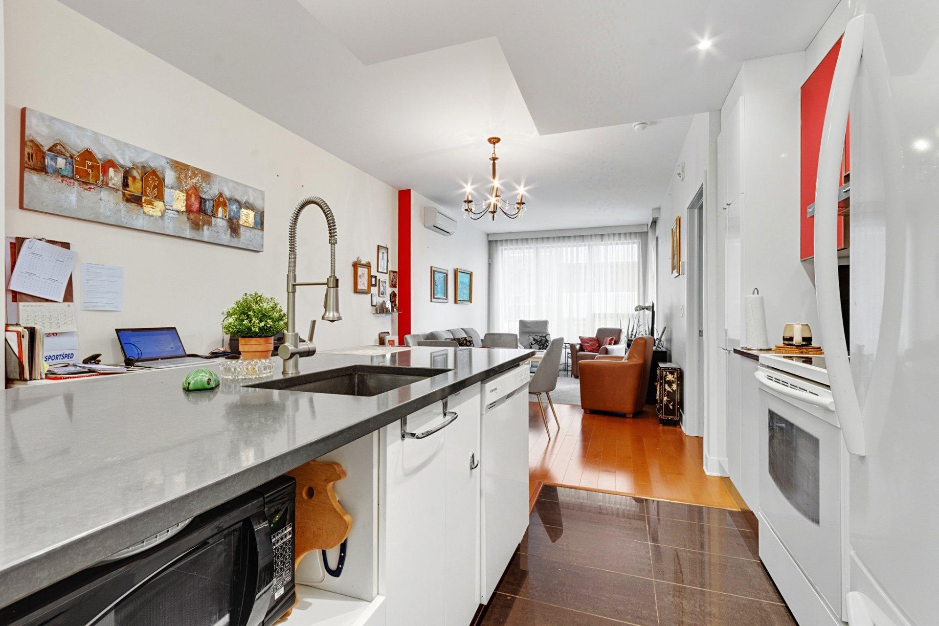 









7317


Av. Victoria

, 207,
Montréal (Côte-des-Neiges/Notre-Dame-de-Grâce),




QC
H4P0A3

